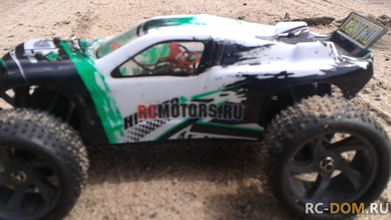 Модель трагги Himoto Centro 1/18